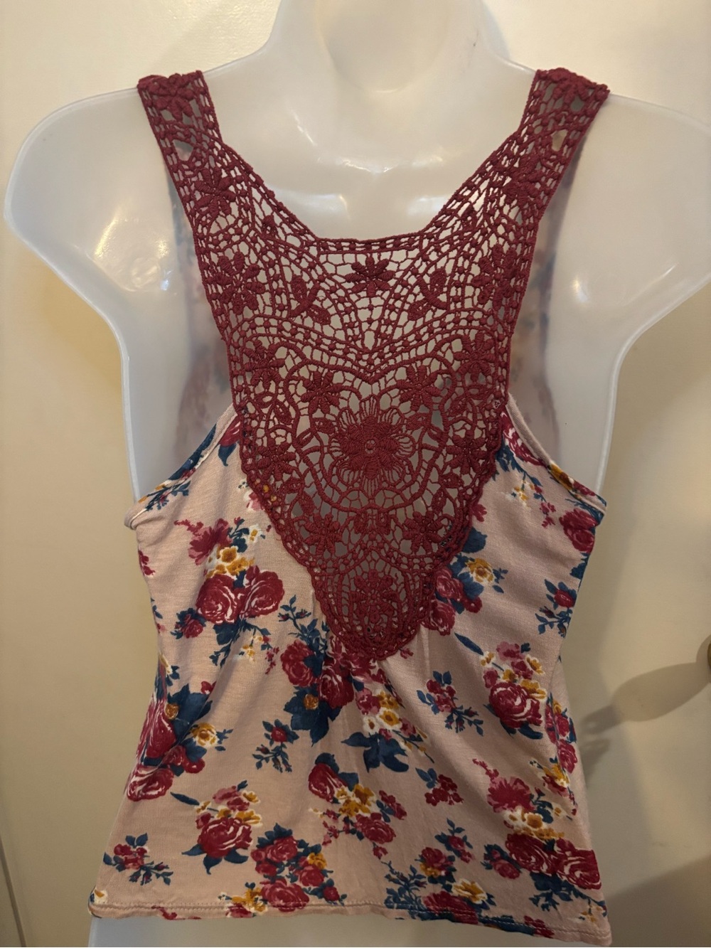 Floral Tank with Lace Back - Picture 3 of 4
